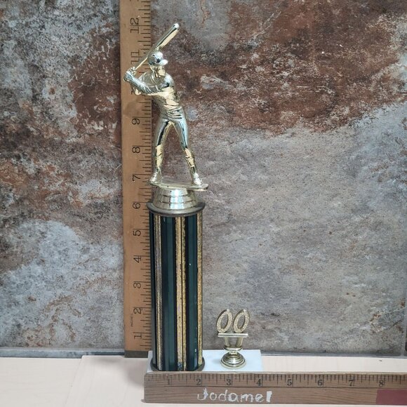 Vintage Baseball Player Sports Award Batting Male Figure - Picture 9 of 10